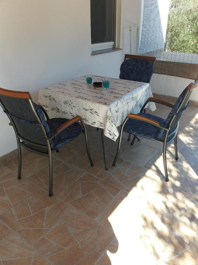 Apartment Niko Vir Eksteriør bilde